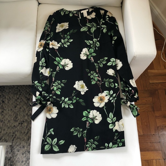 H\u0026M | Dresses | Long Sleeve Floral 